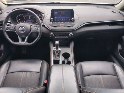 Used 2019 Nissan Altima 2.5 SR w/ SR Premium Package FWD image 14