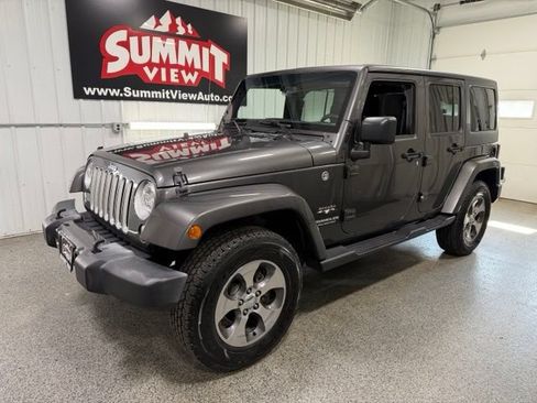 Used 2017 Jeep Wrangler Unlimited Sahara w/ Connectivity Group AWD/4WD image 1