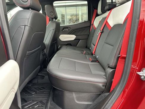 Used 2025 GMC Canyon AT4 w/ AT4X AEV Edition AWD/4WD image 29