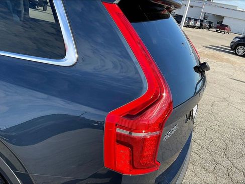 Used 2022 Volvo XC90 T8 Inscription Expression image 32