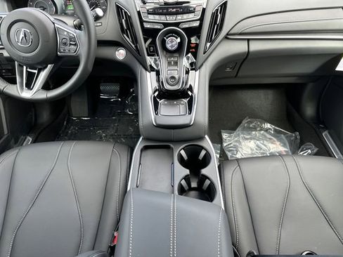 New 2025 Acura RDX SH-AWD image 15