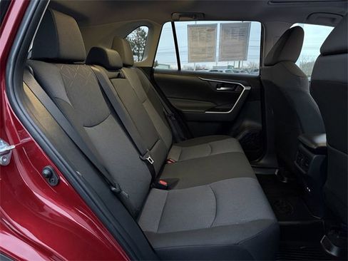 Used 2024 Toyota RAV4 XLE image 17