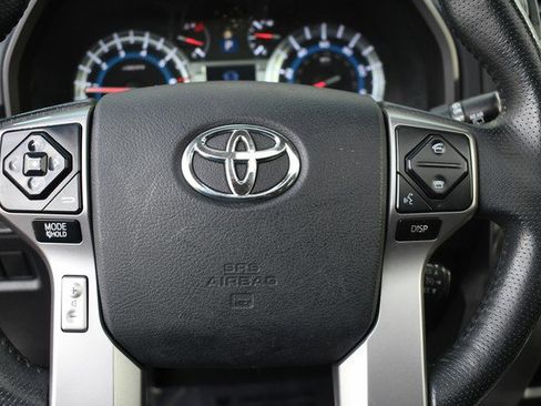 Used 2014 Toyota 4Runner SR5 Premium image 31