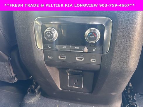 Used 2021 GMC Yukon XL SLT w/ Rear Media and Nav Package image 12