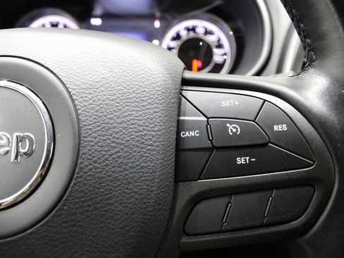 Used 2020 Jeep Cherokee Trailhawk w/ Cold Weather Group image 25