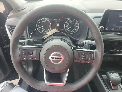 Used 2021 Nissan Rogue SV AWD/4WD image 7