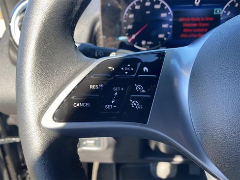 Certified 2025 Mercedes-Benz GLB 250 image 19