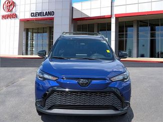 Used 2025 Toyota Corolla Cross AWD Hybrid video 3