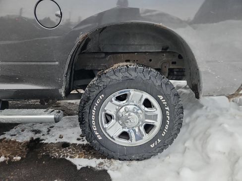 Used 2014 RAM 2500 Tradesman w/ Chrome Appearance Group image 10