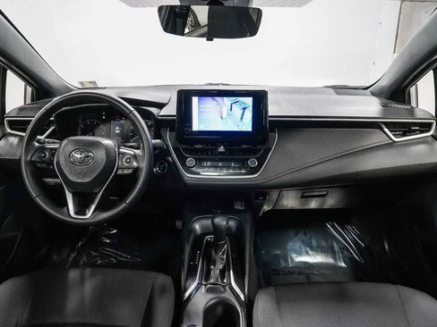 Used 2024 Toyota Corolla SE w/ SE Package FWD image 12