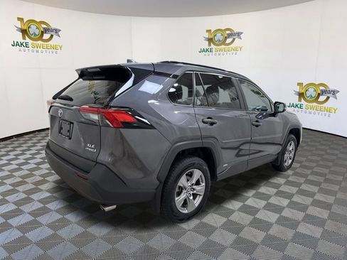 Used 2023 Toyota RAV4 XLE AWD/4WD image 10