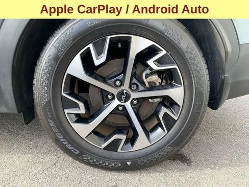 Used 2023 Kia Sportage EX image 9