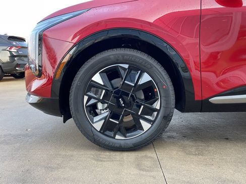 New 2026 Kia Sportage SX FWD image 16