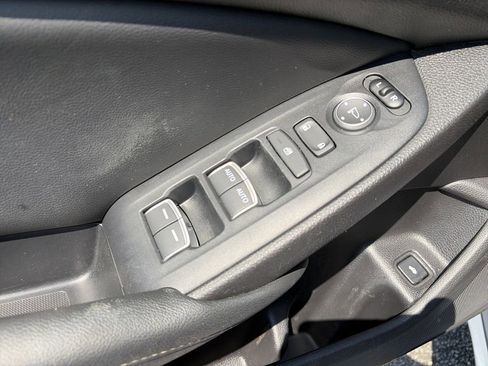 Used 2022 Honda Accord Sport image 19
