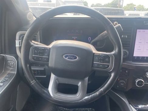 Used 2023 Ford F250 Lariat w/ Lariat Ultimate Package AWD/4WD image 14