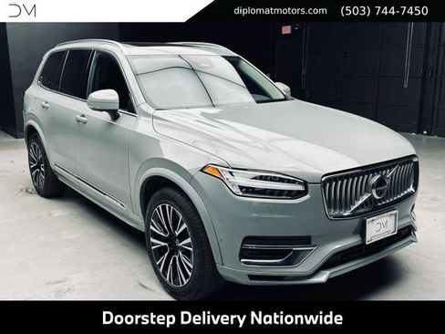 Used 2024 Volvo XC90 T8 Plus AWD/4WD image 8