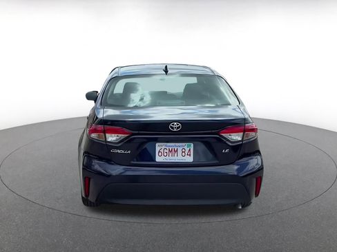 Used 2025 Toyota Corolla LE FWD image 12