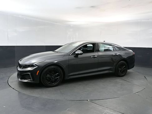 Used 2025 Kia K5 LXS FWD image 2