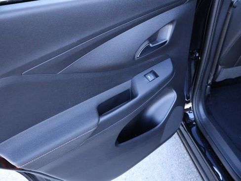New 2026 Buick Envista Sport Touring FWD image 10