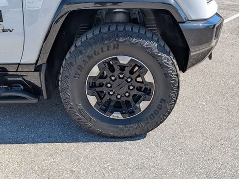 Used 2023 GMC Hummer EV Edition 1 image 9