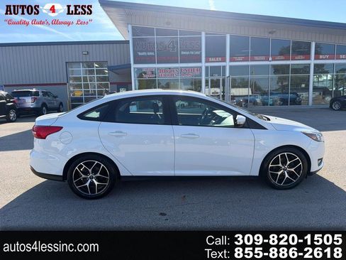Used 2018 Ford Focus SEL FWD image 1