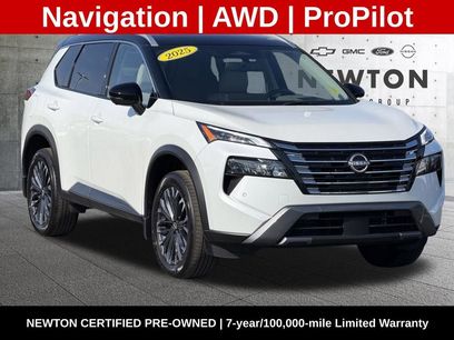 Used 2025 Nissan Rogue SL w/ Tech Package