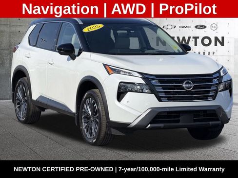 Used 2025 Nissan Rogue SL w/ Tech Package AWD/4WD image 1