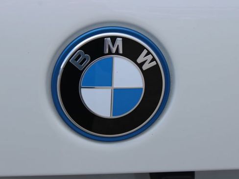 Used 2024 BMW X5 xDrive50e w/ Parking Assistance Package AWD/4WD image 7