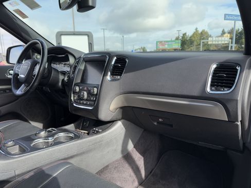 Used 2017 Dodge Durango R/T image 21