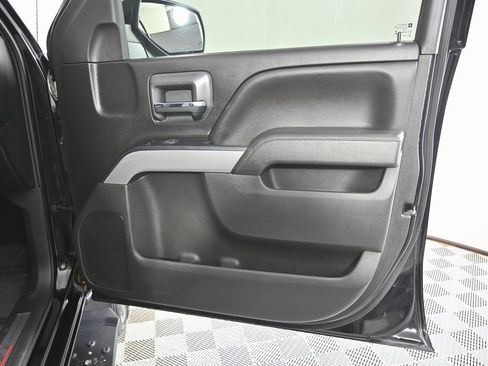 Used 2018 Chevrolet Silverado 1500 LT w/ All Star Edition image 13