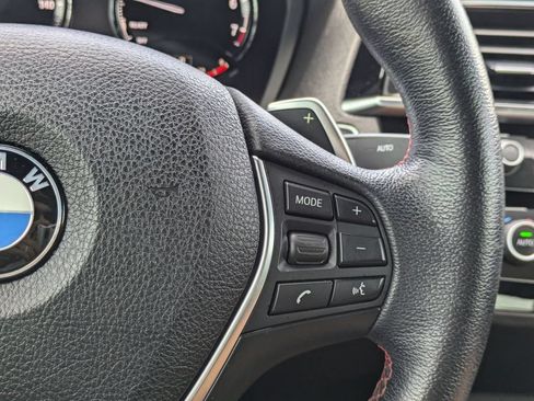 Used 2018 BMW 230i Convertible RWD image 21