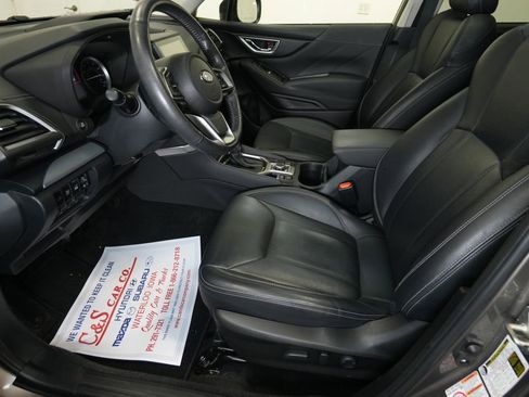 Used 2019 Subaru Forester Limited w/ Popular Package #3 image 16