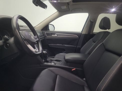 Used 2021 Volkswagen Atlas SE w/ Panoramic Sunroof Package FWD image 17