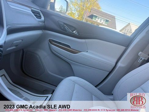 Used 2023 GMC Acadia SLE AWD/4WD image 19