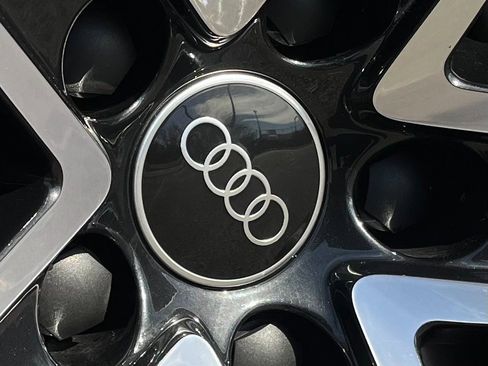 Used 2025 Audi Q7 3.0T Prestige image 63