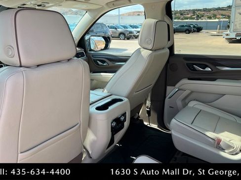 Used 2023 GMC Yukon Denali AWD/4WD image 19