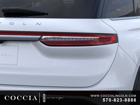 New 2026 Lincoln Corsair Premiere AWD/4WD image 21