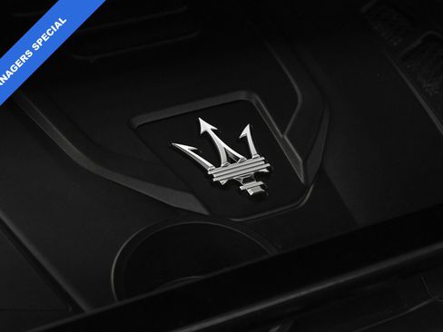 Used 2024 Maserati Grecale GT image 34