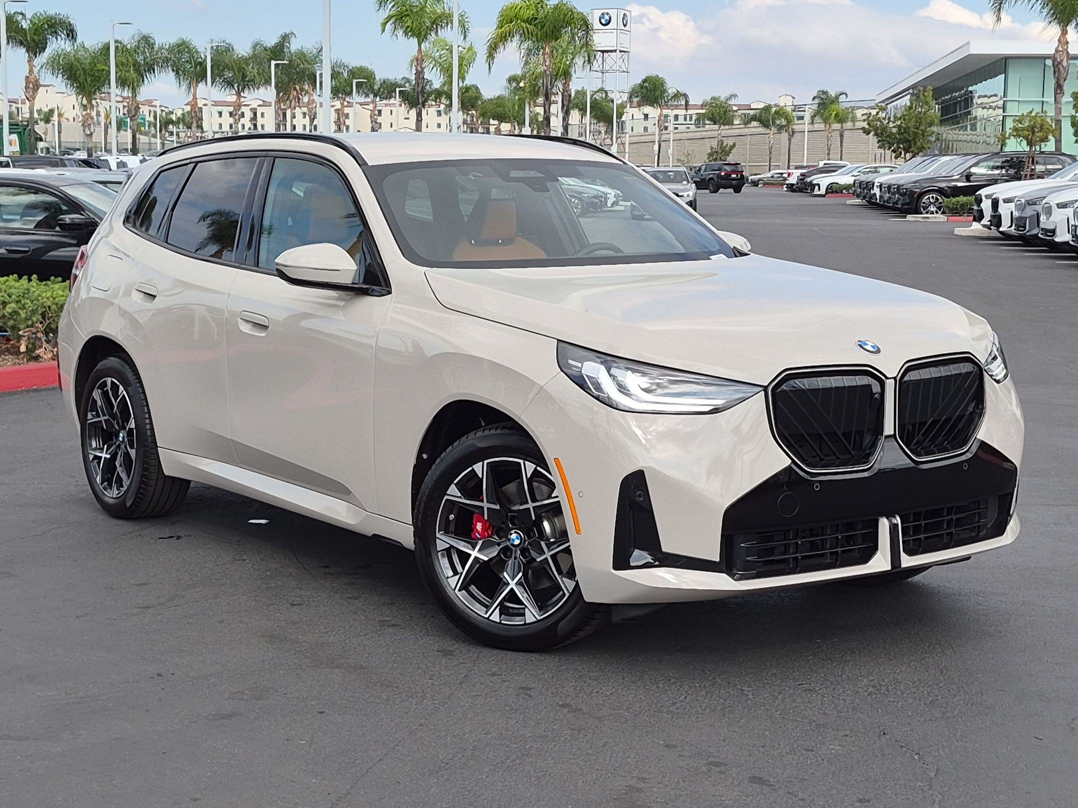 Used 2026 BMW X3 xDrive30i w/ Premium Package AWD/4WD image 2