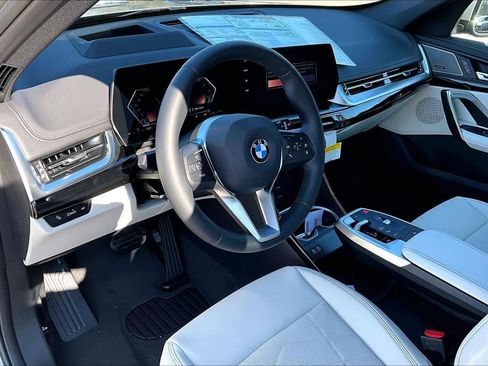 New 2026 BMW X1 xDrive28i w/ Technology Package image 9