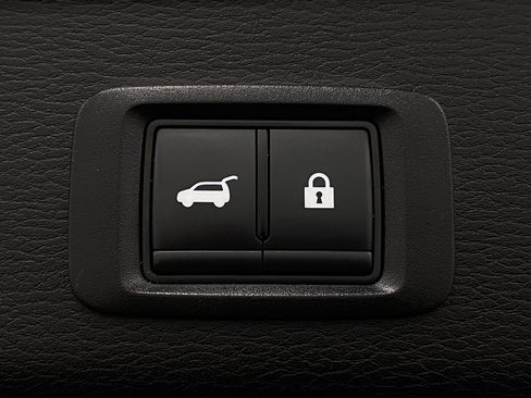 Used 2024 Mitsubishi Outlander SEL image 7