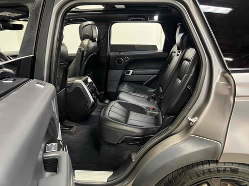 Used 2020 Land Rover Range Rover Sport HST image 38