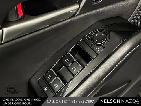 Certified 2024 MAZDA CX-30 AWD 2.5 S w/ Select Sport Pkg image 22