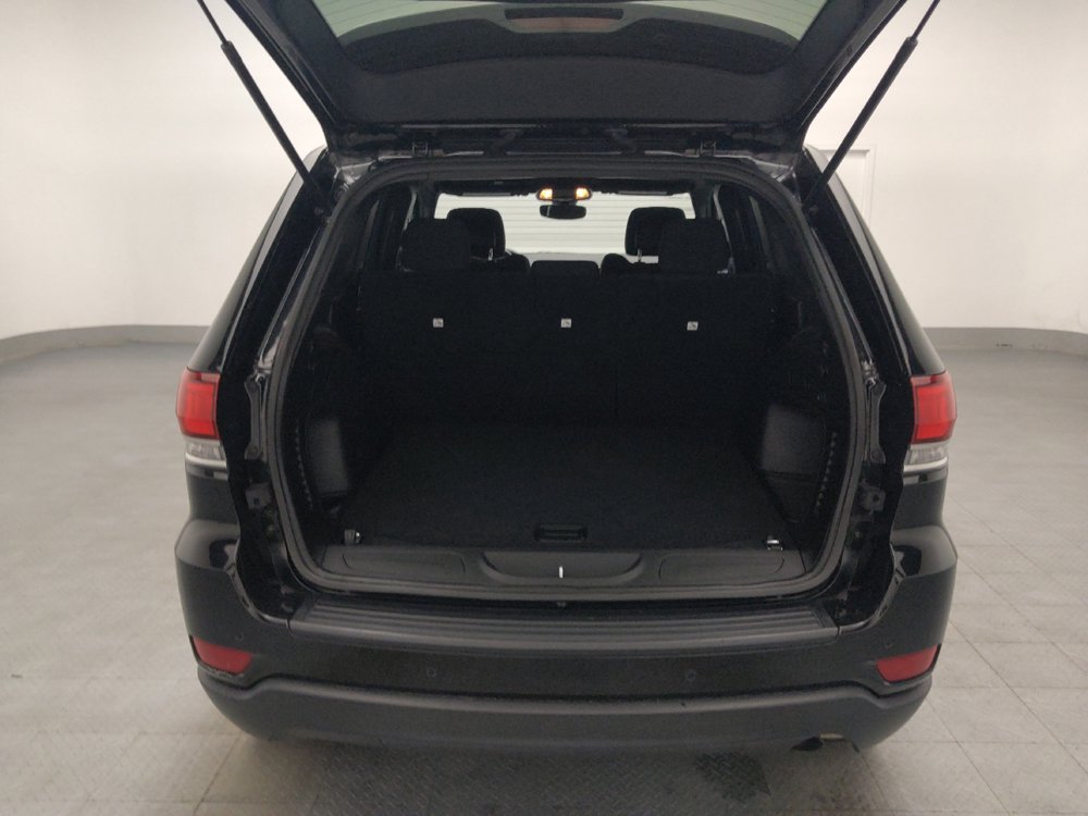 Used 2022 Jeep Grand Cherokee Laredo E AWD/4WD image 29