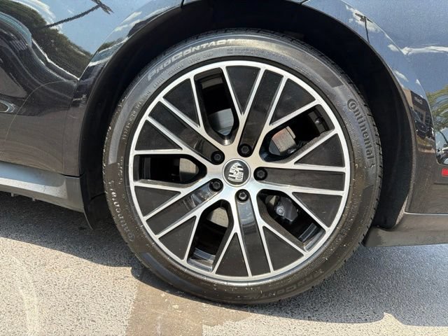 Used 2021 Porsche Taycan RWD image 34