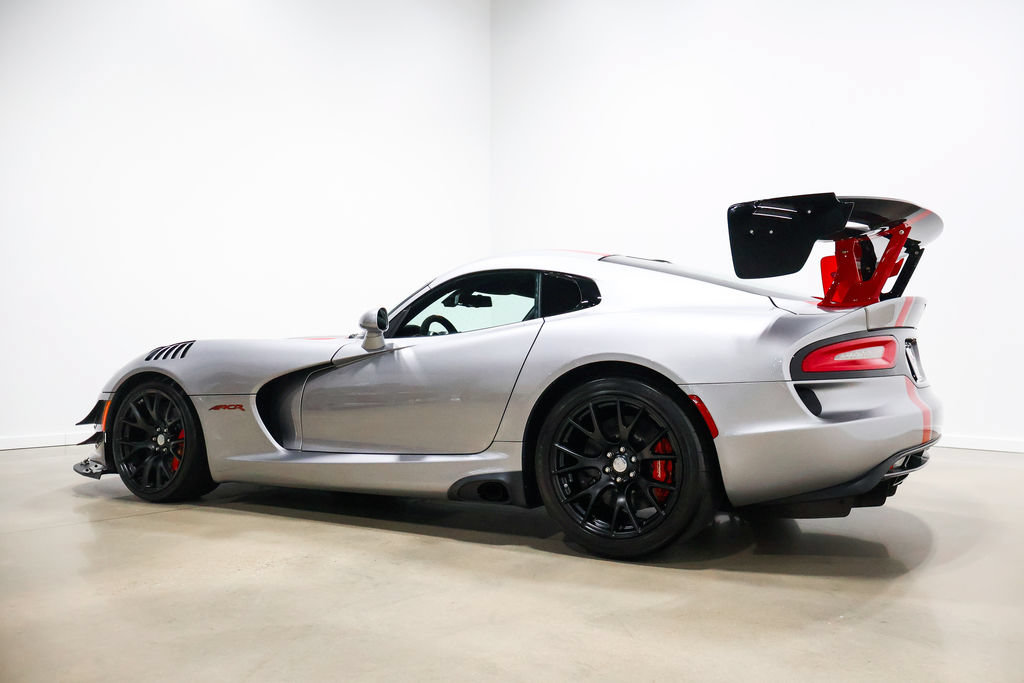 Used 2017 Dodge Viper ACR w/ Extreme Aero Package RWD image 16