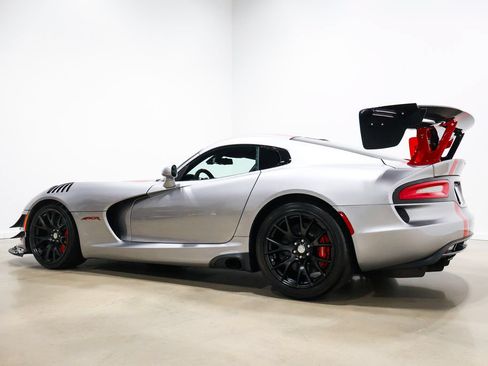 Used 2017 Dodge Viper ACR w/ Extreme Aero Package RWD image 16