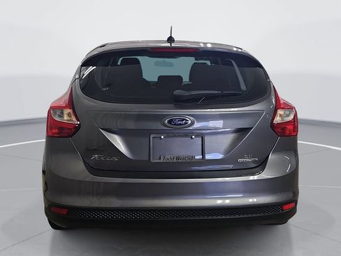 Used 2014 Ford Focus SE FWD image 5