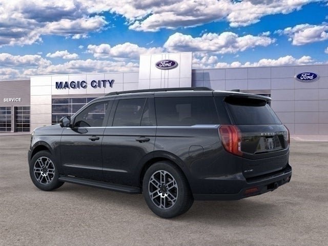 Used 2025 Ford Expedition Active AWD/4WD image 4