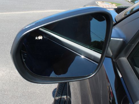 New 2025 Chevrolet Trax LT w/ Driver Confidence Package image 3